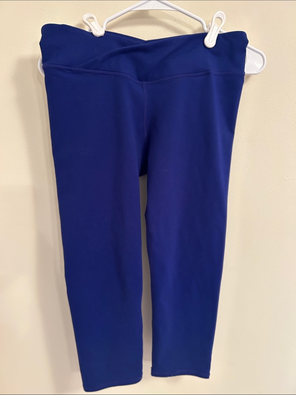 Fabletics Cobalt Blue Cropped Leggings